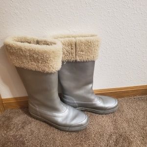 UGG 5699 Millcreek Silver Boots Women